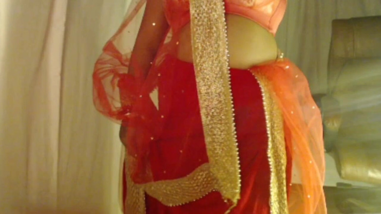 HotGirl21: 섹시한 핫한 젖꼭지 꼬집고 젖꼭지 핥기 쇼.