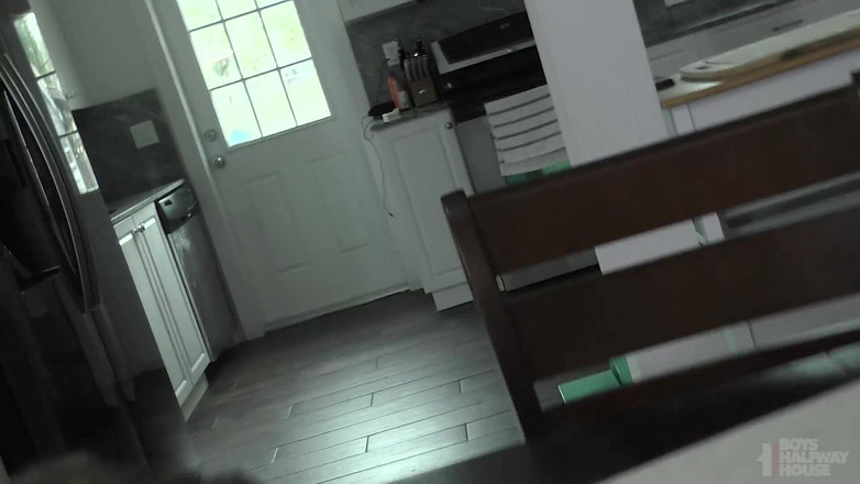 Boys half-way house: Kayıp oğlanların da bolca ihtiyacı var