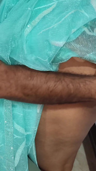 Bhabhi's friend fucked the village Bhabhi well by making her cum, Hindi audio