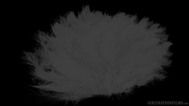 Girlfriends Films: कमसिन अपने दोस्त को चोदकर अपनी सौतेली मम्मी पर वापस आ जाती है