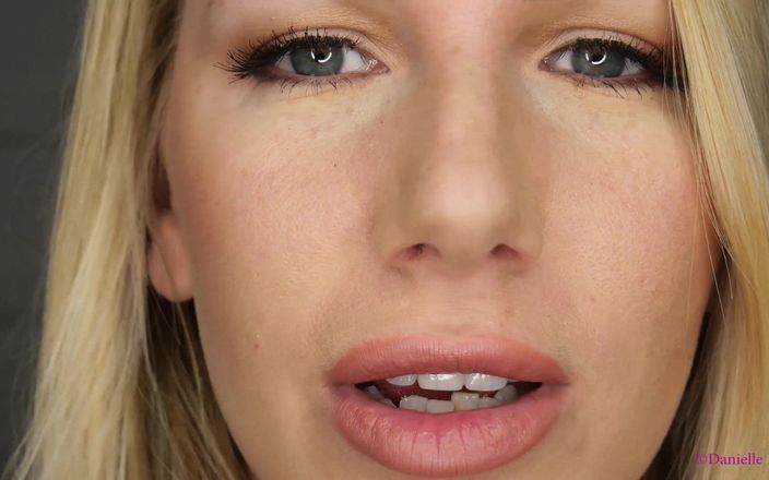 Danielle Maye: Vackra läppar anpassade