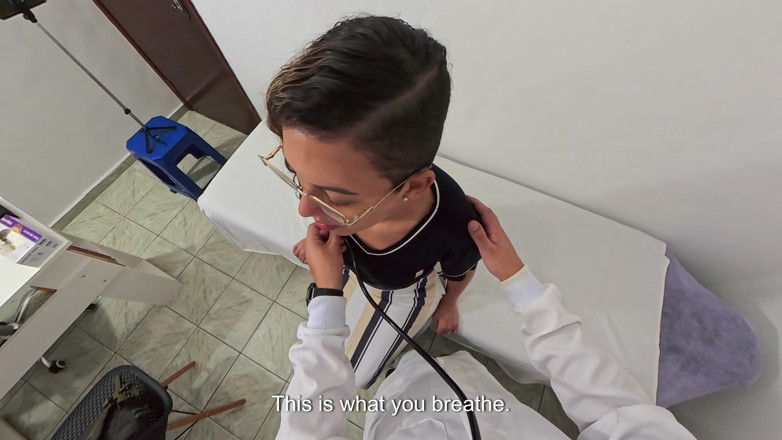 Victor SweetCoupleStories: Examinarea medicală abdominală de către un medic generalist