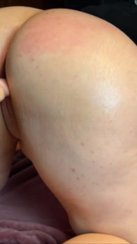 阴户超级湿润的大屁股白人美女做惊人的噪音和乱搞很多