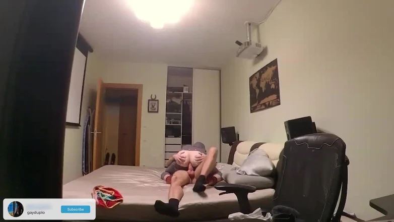 GayDuplo: Пара трахается без презерватива в любительском видео - сладкий анальный гей-секс в домашнем видео