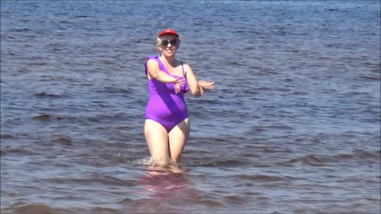 RedRoseRus: Matrigna in Costume Da Bagno Bagnato