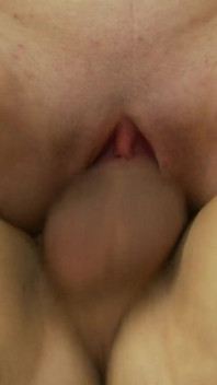 Explodující milf sezení
