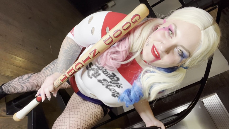 ChandlerKnight: Harley Quinn Free की चुदाई