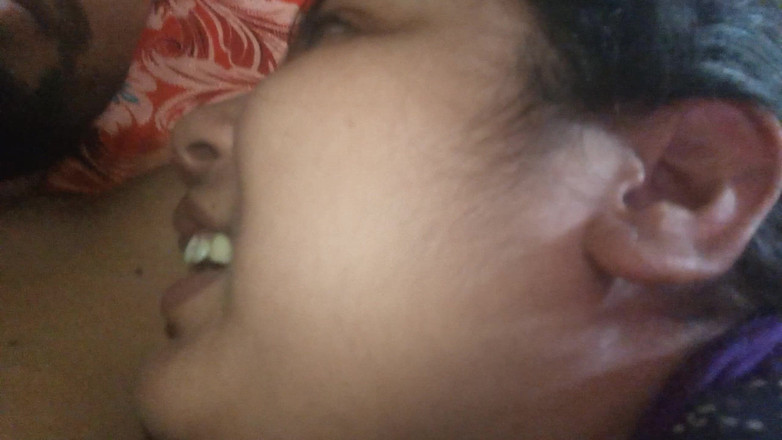 Desi video bd: Bengali Indian Bhabi Hot Romance New Video.desicouplebd