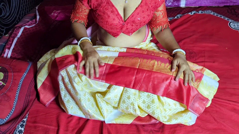 Rani Mondal: Desi Indian Beautiful Bhabhi Hardcore Sex with Huge Dick