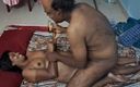 Desi palace: 남편과 섹스하는 성인 시간 인도 마을 와이프