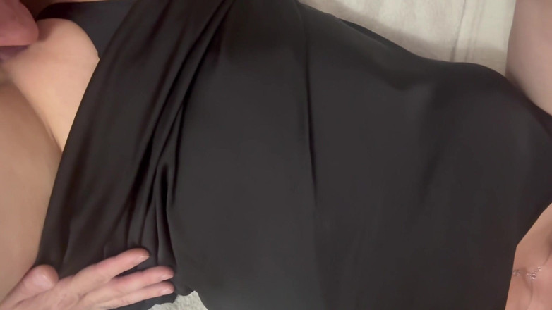 LikaDays: MILFの先生とのプライベートピアノレッスンがとてもいたずらっぽくなった