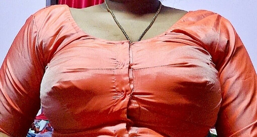 Desi Mohini: A linda amante tem dois peitos grandes