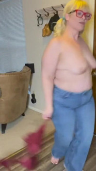 BBW Dancing Queen Shows off Her Jiggly Fat Body