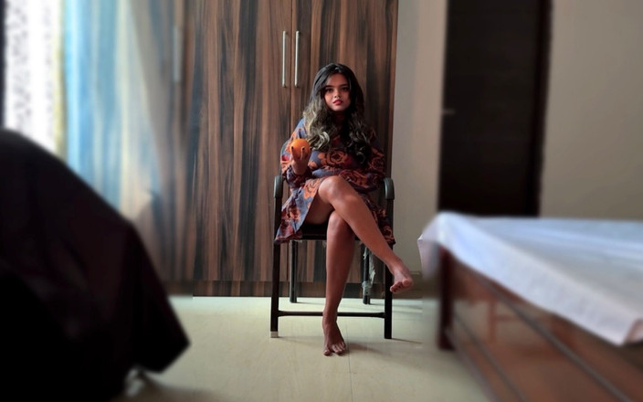 Xxxsexfreak: ホットなインド人デヴァル・バービーのいたずらなロマンスセックス - 汚い話