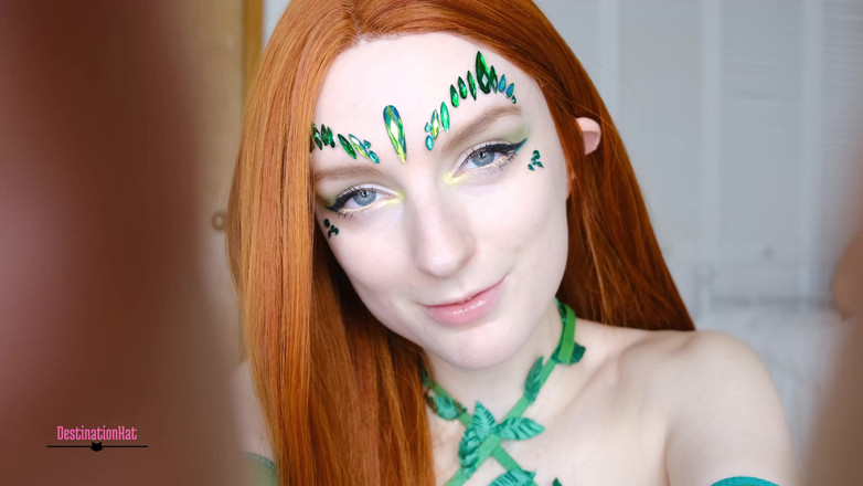 Destination Kat: Poison Ivy Poslušná JOI