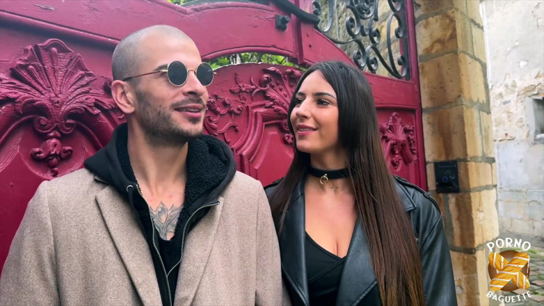 Porno Baguette: Vénus, heißes küken, liebt es, den ganzen tag zu knallen