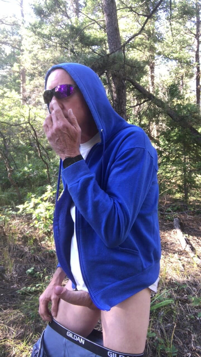 Adam Kaye: Adam Kaye Jacks पहाड़ों में उतरती है