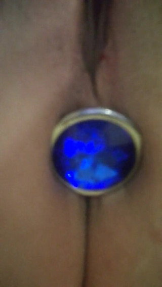 Mia99: Having fun with a anal plug and my pink friend