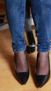 Fa clic sul pavimento di legno - strofinamento di nylon e rimozione delle scarpe asmr