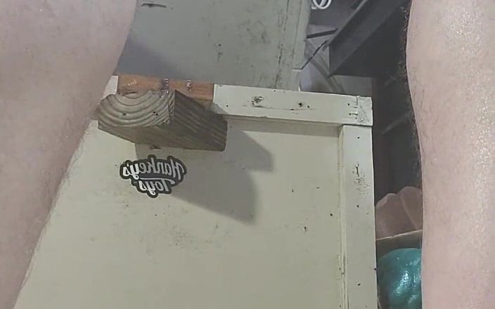 Lb13702: Je chevauche certains de mes énormes godes M. Hankeys