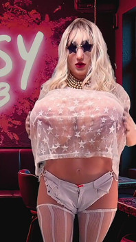 Sissy-club, Versaute Füchsin
