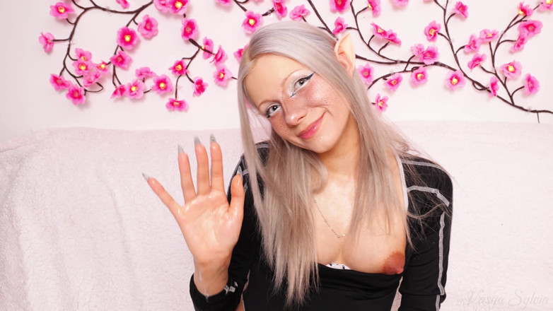 Vasya Sylvia: Gambe in calze e in tuta body!
