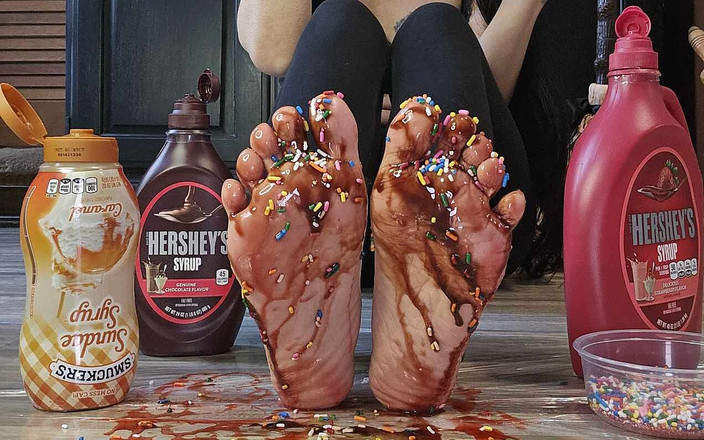 Raven Willow: ¿Quién necesita helado cuando mis pies son igual de dulces?