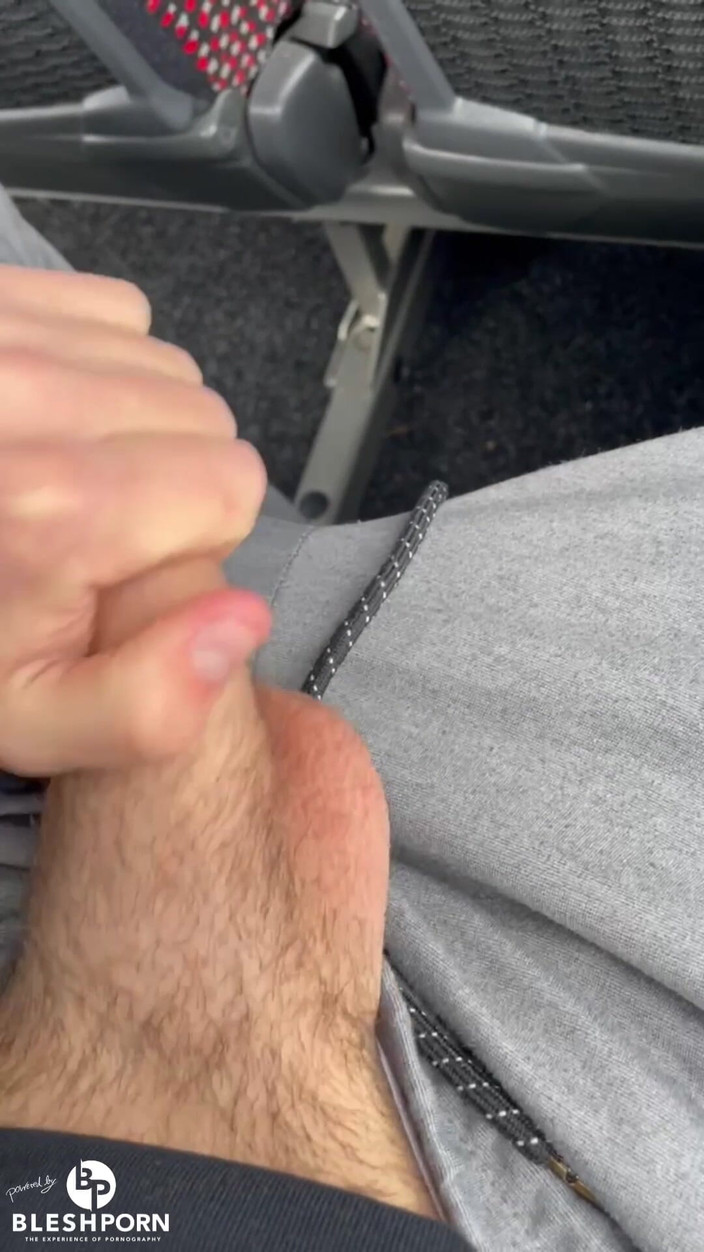 bleshporn: Styvson Benni Schulte på en bussresa