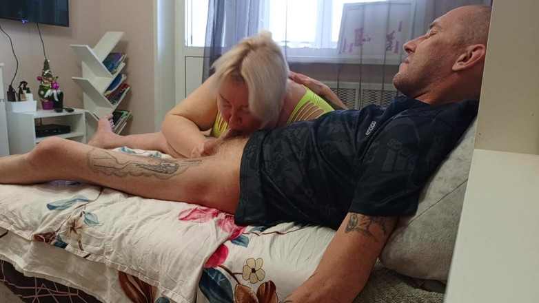 Zona901: Högkvalitativ djup avsugning från en granne med att svälja sperma