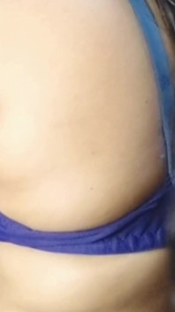 Deepthroat menghisap batang awek India desi 18 sebenar buatan sendiri