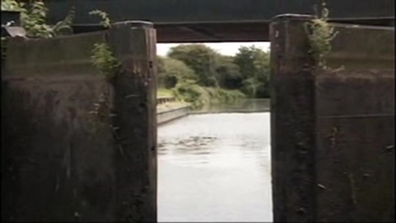 British Blue Movies: Big Omar's British Adventures: Canal Anal Babes (2001)