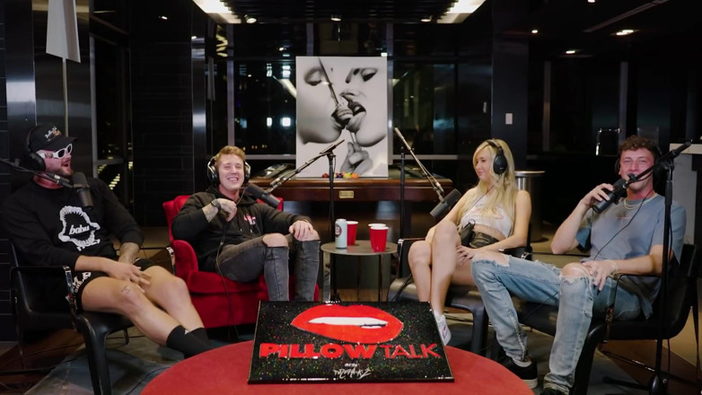 Pillow Talk: Dvojité rande s Carly Lawrence a Joey Joy [pillow Talk ]