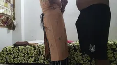कागजी काम करने आई भाभी को पथराव दिया