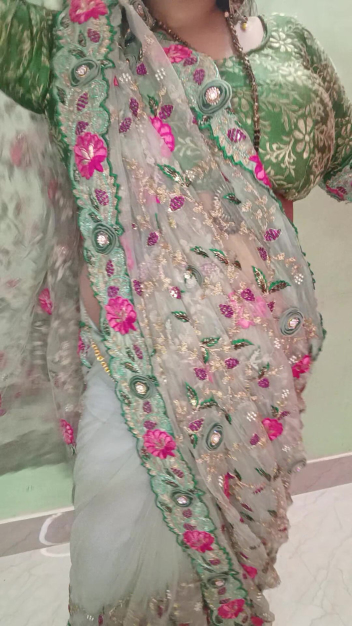 Kavita suman: Indiana esposa em casamento saree dança nua dança clear voice...