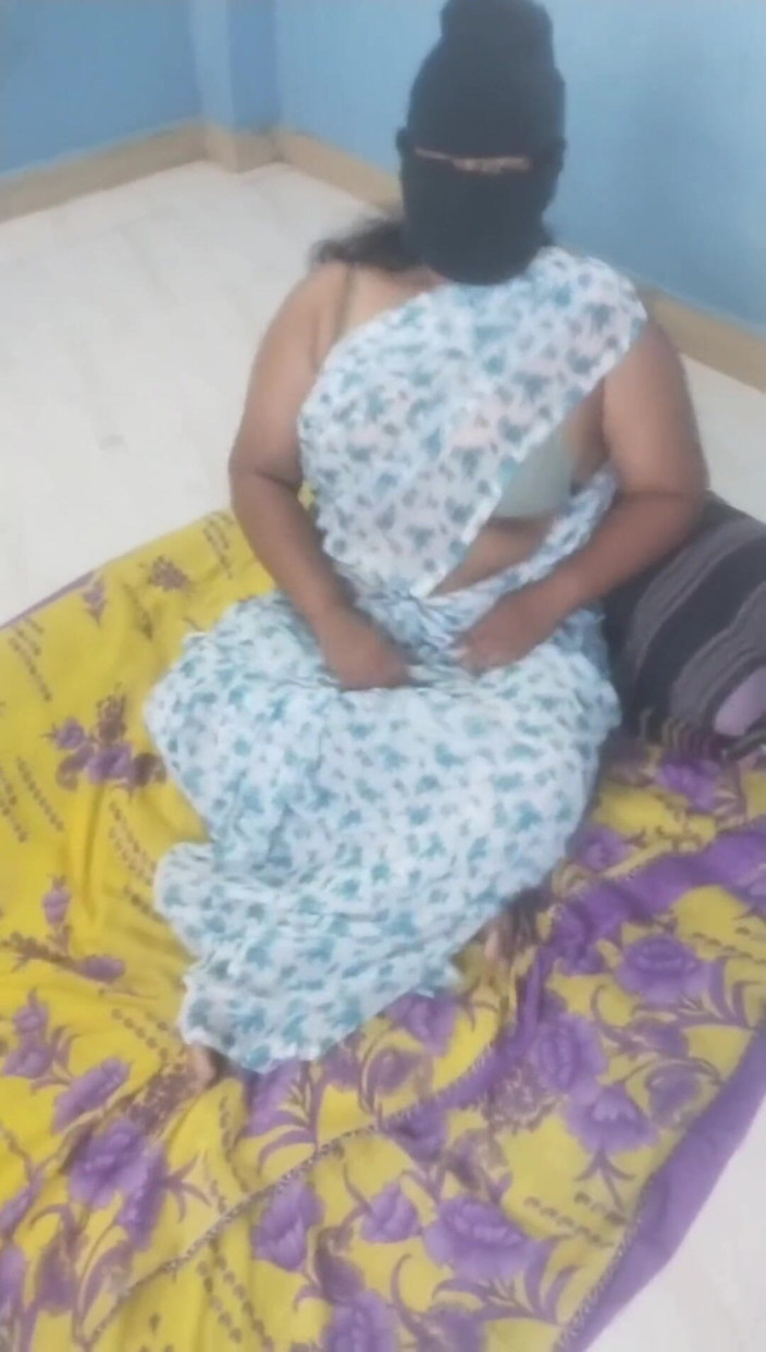 Tamil lesbian: Het talande sex