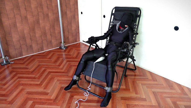 ushirosugatanomiki: Orgasmo, um inferno onde as mulheres não podem ser reveladas