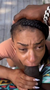 Fucking Petite Ebony in Park