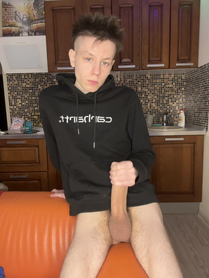 Morflot24: 18살 혼자 치기 괴물 자지 상상하는 동급생 구걸