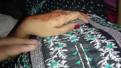 Primera vez de sexo - pareja joven, polla dura completa folla coño apretado