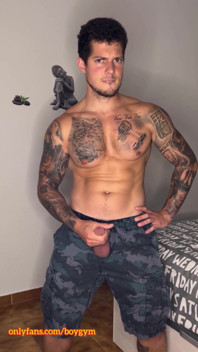 Military Huge Cumshot with No Hands