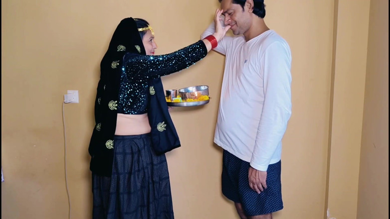 pujaprem: Karwa Chauth -viering