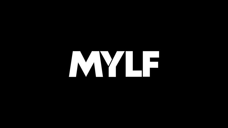 Mylf Official: Casca Akashova는 아이크에게 보험 증명을 받을 수 있는 다른 방법을 제공합니다.