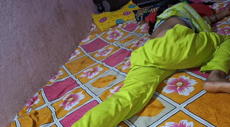 Sumaj: Hot Indian Couple Sex Hands