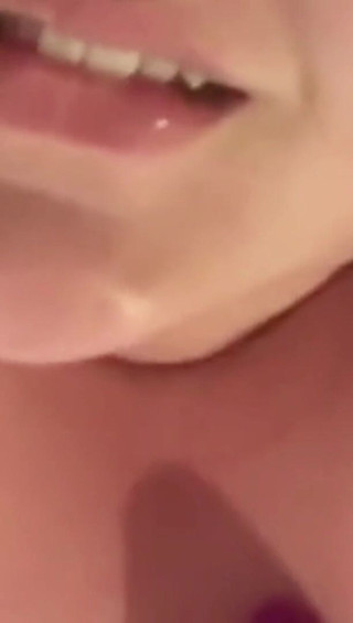 Real homemade BBW BBC porn: Молодая английская толстушка ублажает мою киску вибратором