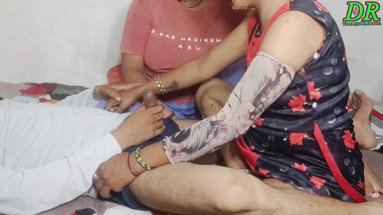 DeepReenu123: Il sesso di bhabhi di fronte alla moglie, la moglie...