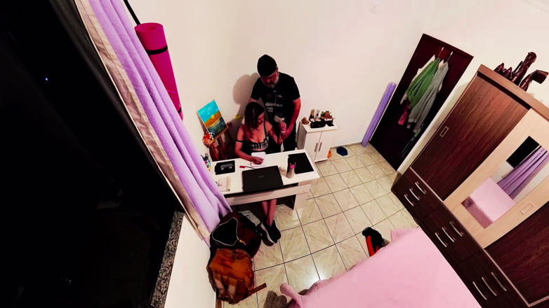 Gabi SweetCouplesStories: Le enseñó a su hijastra cómo tener un orgasmo y...
