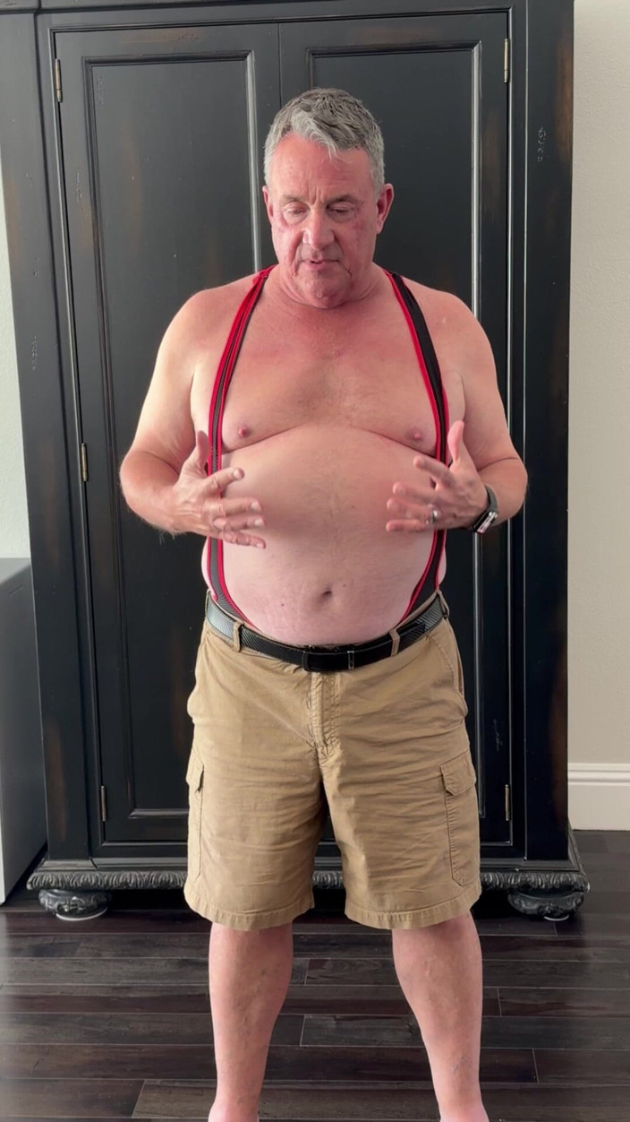 GottaLuvBB: Wresting Coach Modeling Uniform