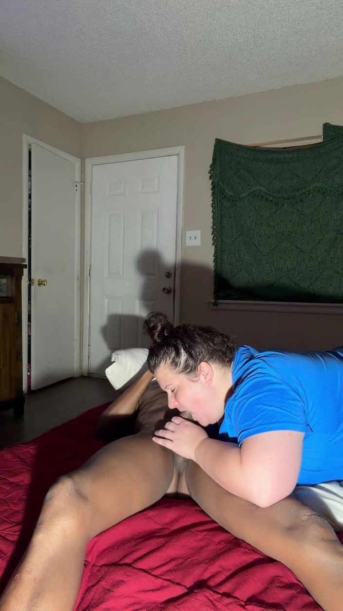 Big uhaul: PAWG leker med kuk