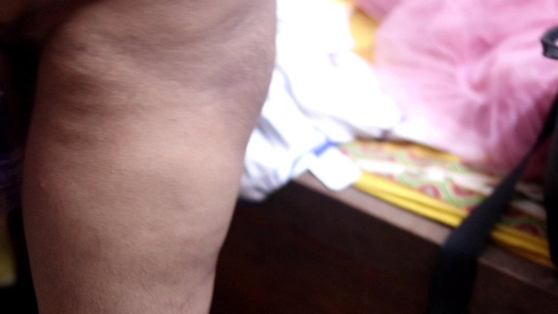 Bijukumar: Tamilisches dorfmädchen zeigt ihre möpse vor ihrer freundin