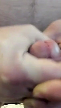 Uzun video mastürbasyon yapıyor ve ganimeti azdırıyor boşalma ve büyük bir boşalma